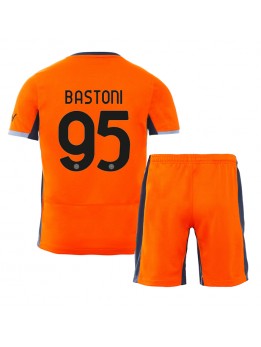 Inter Milan Alessandro Bastoni #95 Ausweichtrikot für Kinder 2023-24 Kurzarm (+ Kurze Hosen)